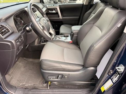 Used 2024 Toyota 4Runner SR5 Premium w/ Moonroof Package AWD/4WD image 11