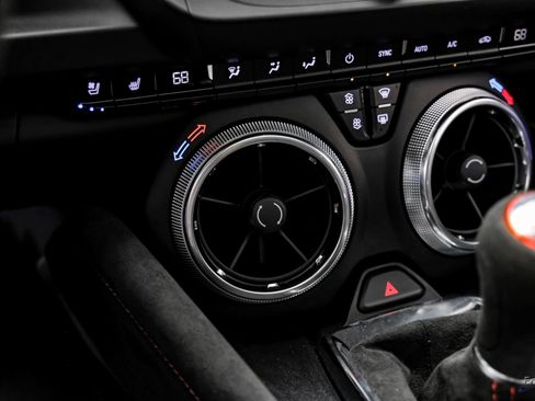 Used 2024 Chevrolet Camaro ZL1 RWD image 73