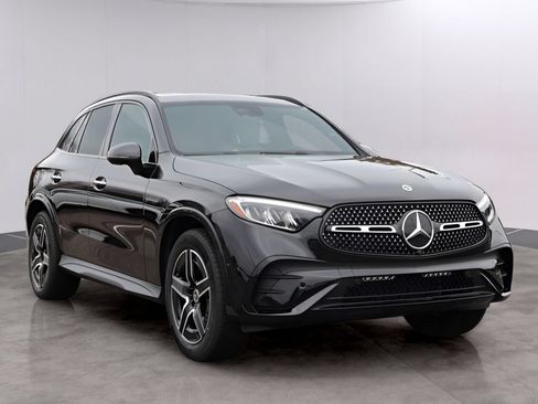 Certified 2026 Mercedes-Benz GLC 300 4MATIC image 3