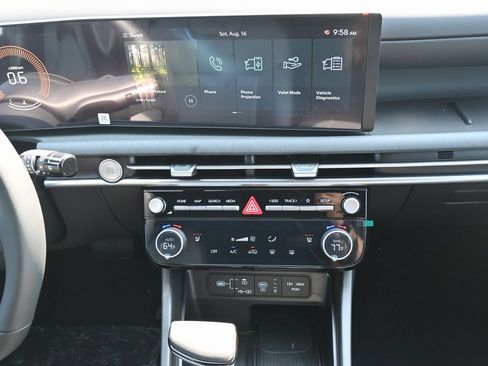 New 2025 Hyundai Tucson XRT image 16