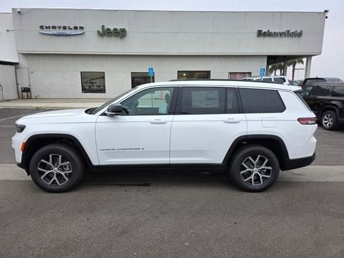 New 2025 Jeep Grand Cherokee L Limited w/ Trailer Tow Package image 4