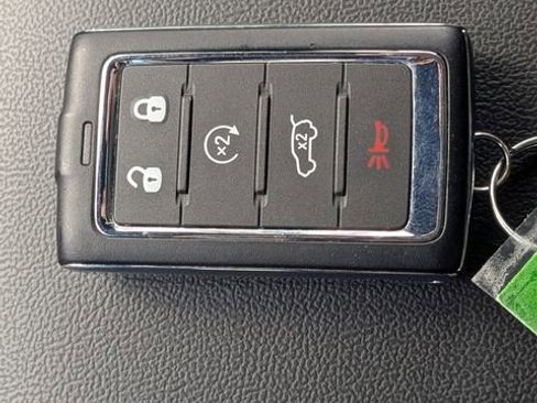 Used 2024 Jeep Grand Cherokee Laredo w/ Luxury Tech Group I image 34