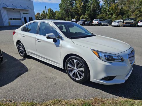 Used 2015 Subaru Legacy 2.5i Limited image 5