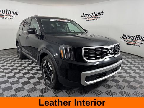 Used 2025 Kia Telluride S FWD image 6