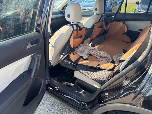 Used 2019 Volkswagen Tiguan SE w/ Panoramic Sunroof Package AWD/4WD image 29