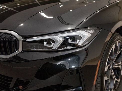 Used 2026 BMW 330i xDrive Sedan w/ Premium Package image 8