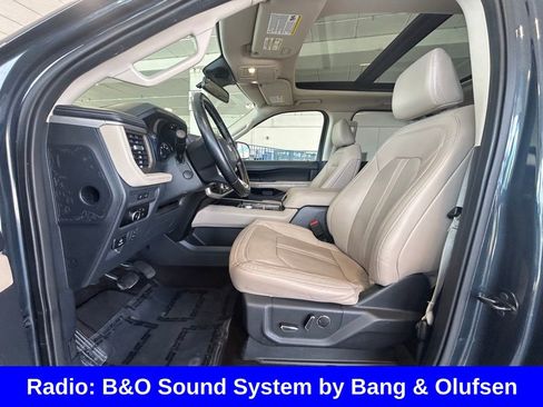 Used 2023 Ford Expedition Max Limited image 11