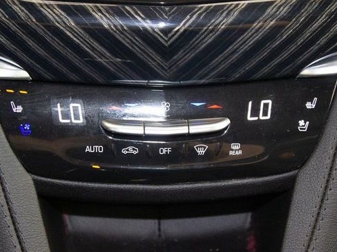 Certified 2024 Cadillac XT6 Premium Luxury image 29