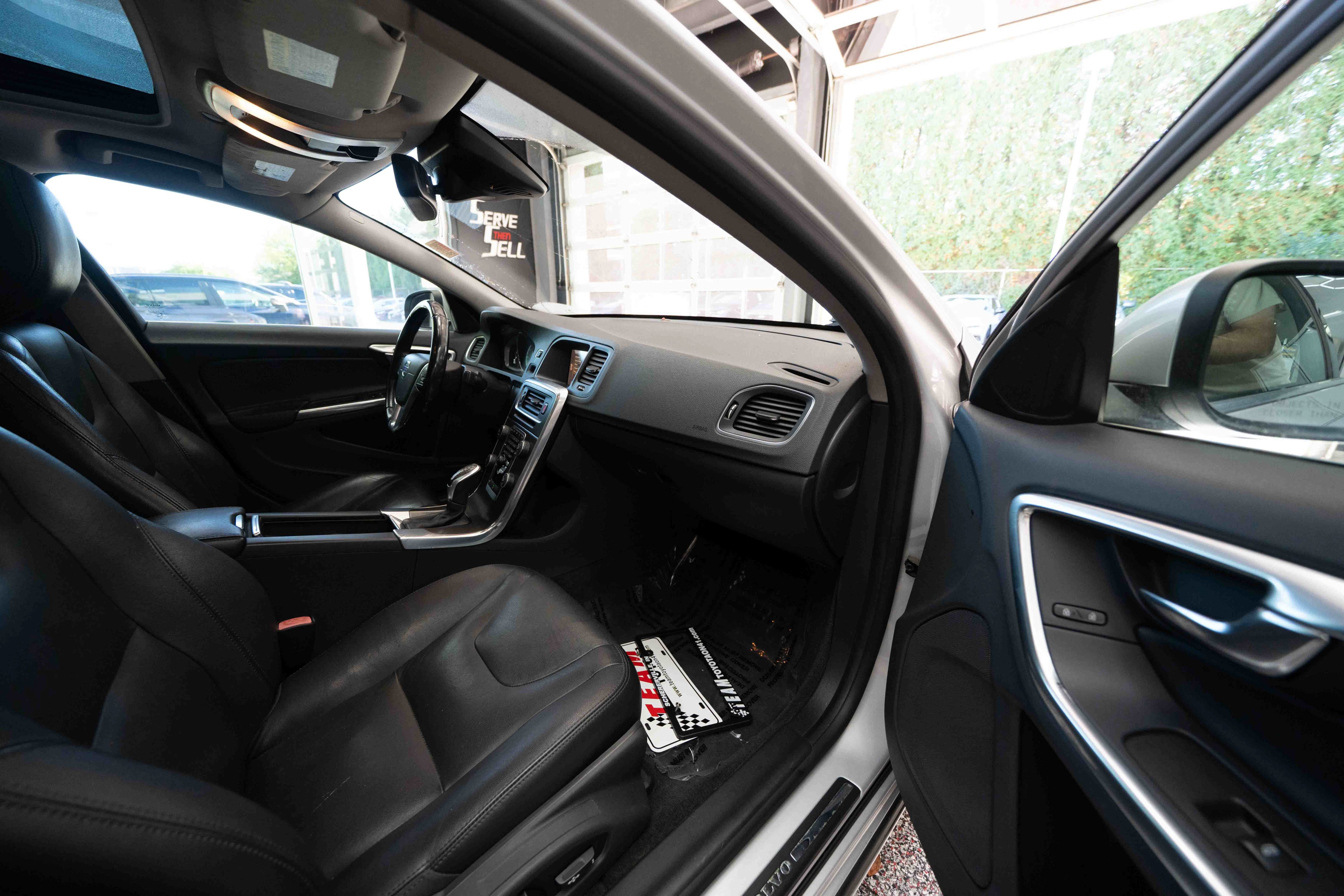 Used 2015 Volvo S60 T5 Premier FWD image 25