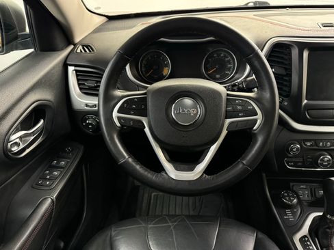 Used 2015 Jeep Cherokee Trailhawk w/ Leather Interior Group image 18