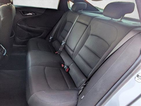 Used 2020 Chevrolet Malibu LT image 18