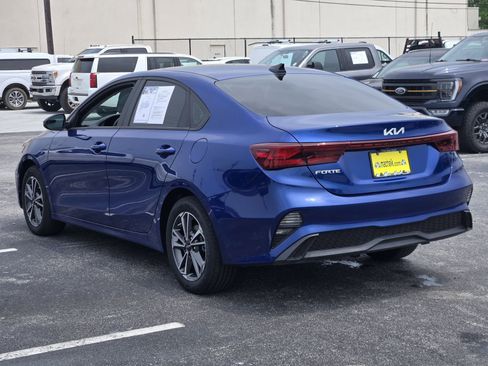 Used 2024 Kia Forte LXS w/ LXS Technology Package FWD image 8