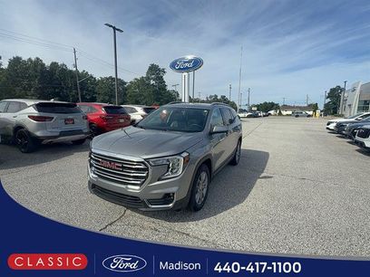 Used 2024 GMC Terrain SLT