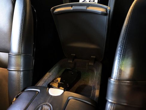 Used 2001 BMW Z8 RWD image 70