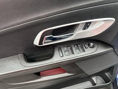 Used 2017 Chevrolet Equinox LS FWD image 13
