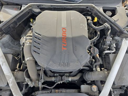 Used 2019 Kia Stinger GT1 image 12