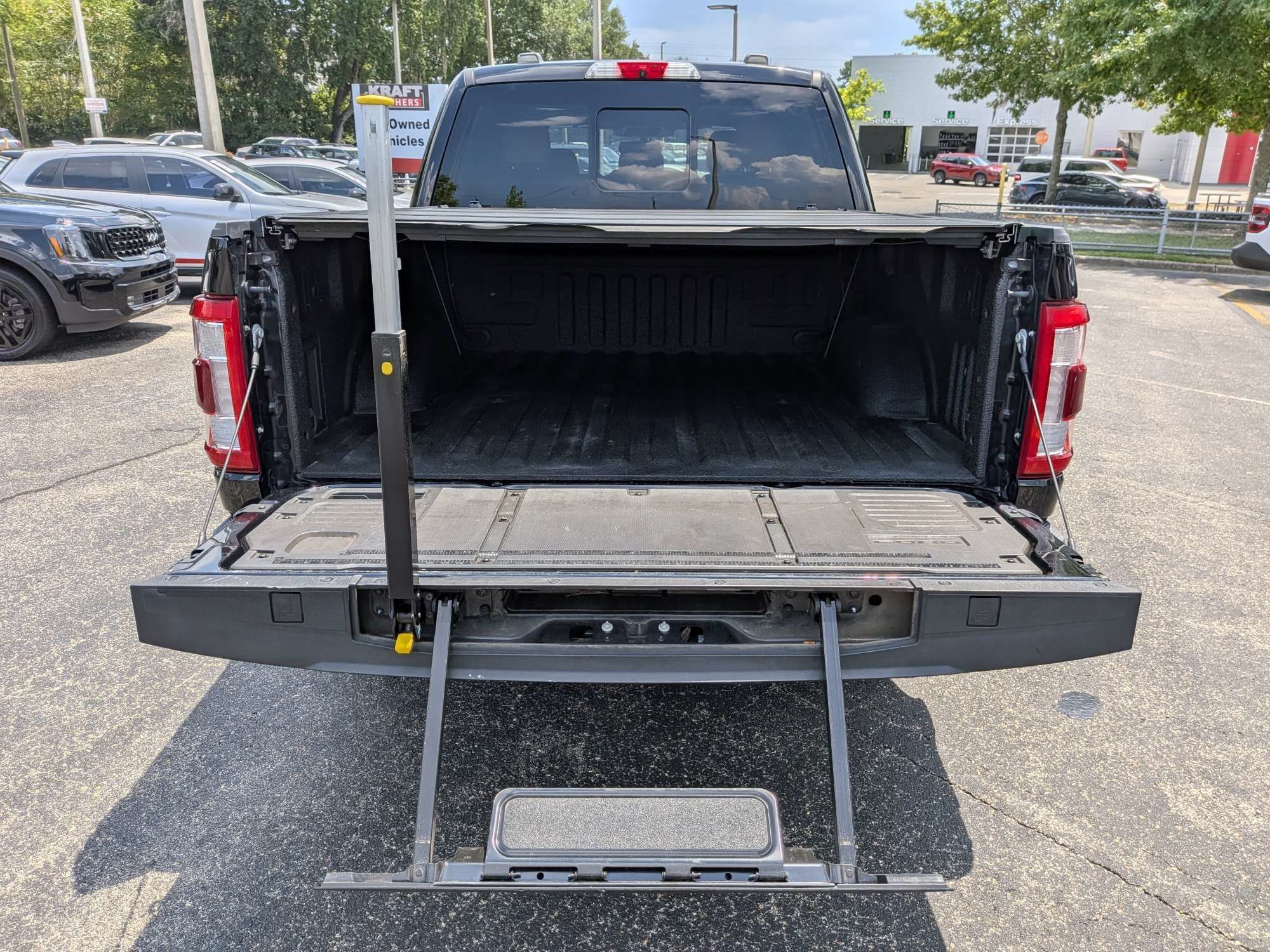 Used 2021 Ford F150 Platinum w/ Equipment Group 701A High RWD image 13