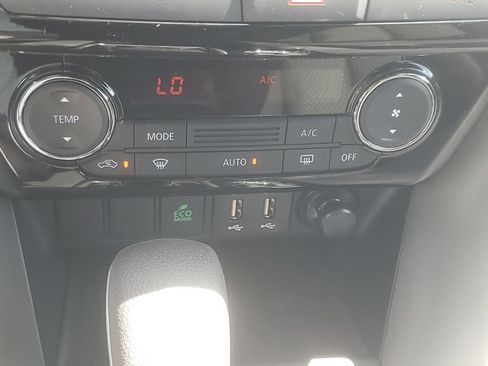 New 2026 Mitsubishi Eclipse Cross LE AWD/4WD image 19