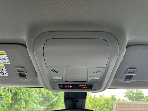 Used 2020 Chevrolet Equinox LS w/ LS Convenience Package FWD image 26