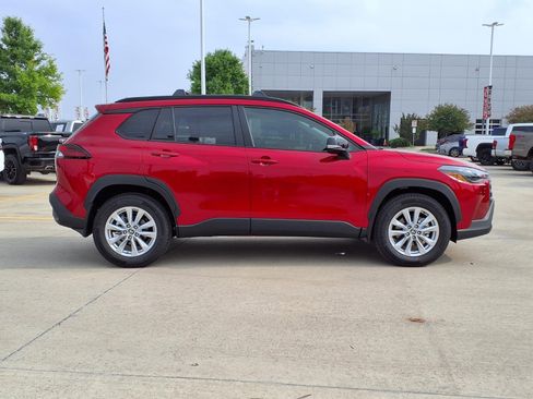 New 2026 Toyota Highlander Platinum AWD/4WD image 4