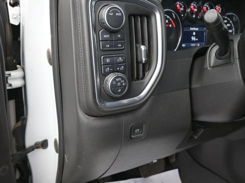 Used 2022 Chevrolet Silverado 1500 LT Trail Boss w/ Safety Package AWD/4WD image 27