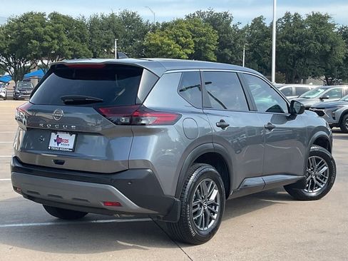 Used 2023 Nissan Rogue S FWD image 4