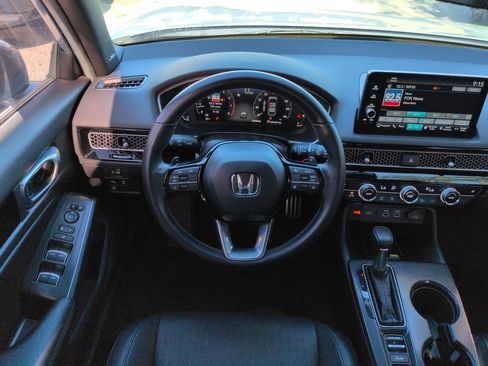 Used 2024 Honda Civic Sport Touring image 16