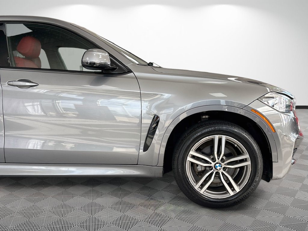Used 2018 BMW X6 xDrive40i AWD/4WD image 16