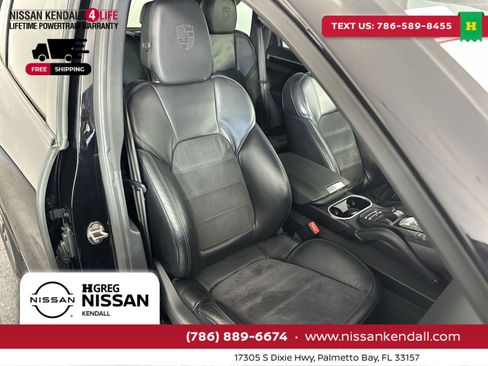 Used 2017 Porsche Cayenne Platinum Edition image 31