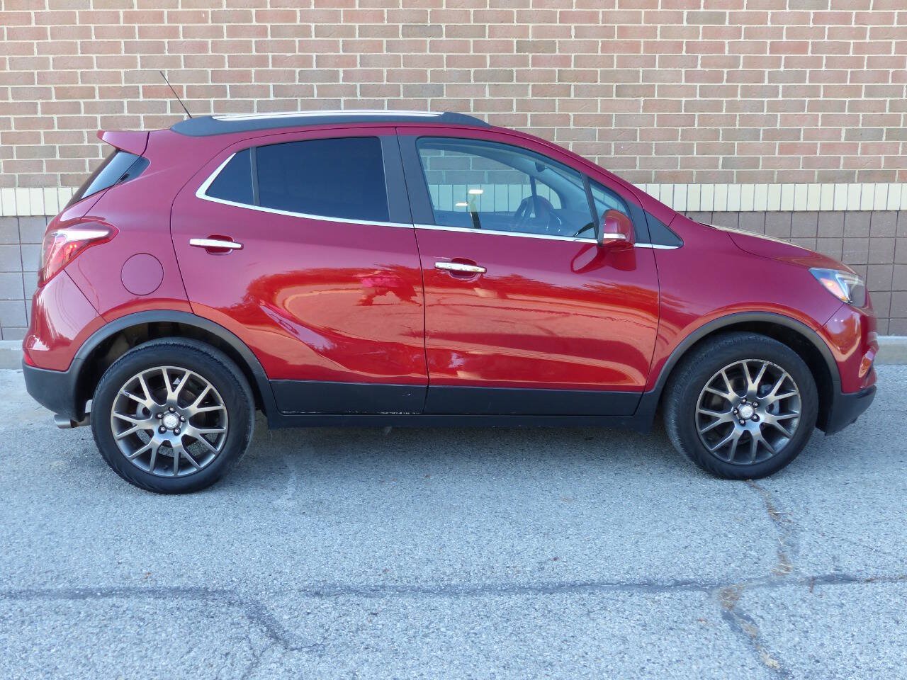 Used 2019 Buick Encore Sport Touring w/ Safety Package FWD image 11
