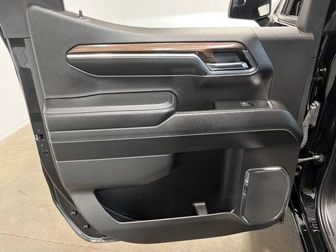 Used 2024 Chevrolet Silverado 1500 RST w/ Z71 Off-Road Package AWD/4WD image 16