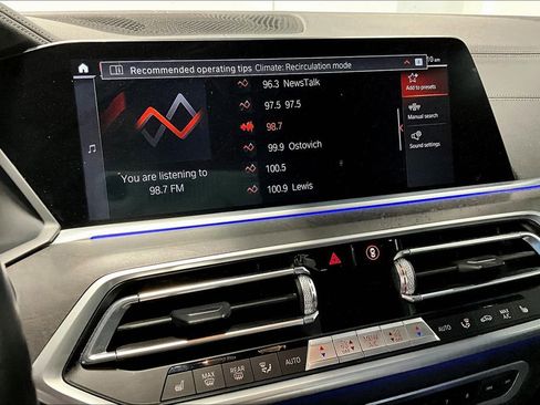 Used 2023 BMW X5 sDrive40i w/ Premium Package image 8