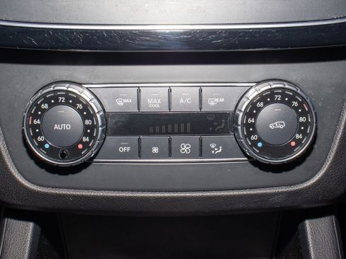 Used 2018 Mercedes-Benz GLE 43 AMG 4MATIC Coupe w/ Premium 3 Package image 22