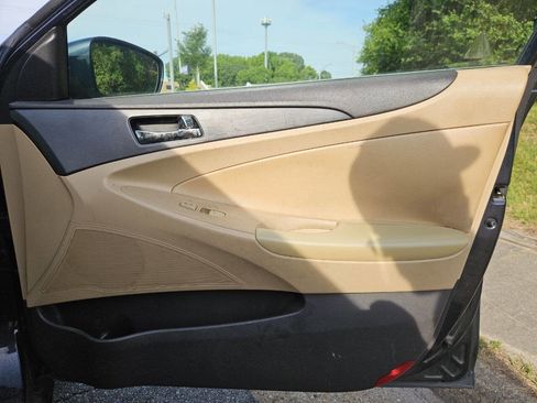 Used 2013 Hyundai Sonata GLS w/ Popular Equipment Pkg FWD image 17