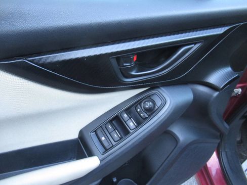 Used 2019 Subaru Impreza 2.0i Premium image 16