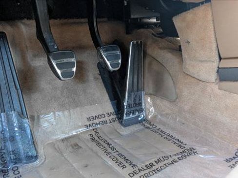 Used 2007 Porsche Boxster RWD image 35