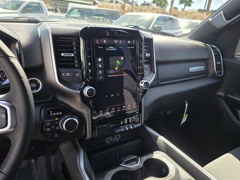 New 2026 RAM 1500 Big Horn AWD/4WD image 15
