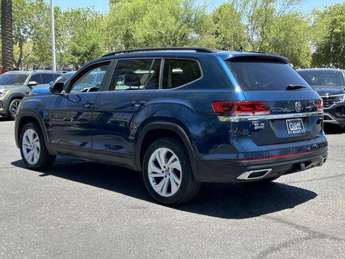 Used 2023 Volkswagen Atlas SE AWD/4WD image 3