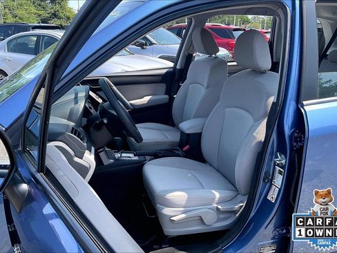 Used 2015 Subaru Forester 2.5i w/ Alloy Wheel Package AWD/4WD image 8