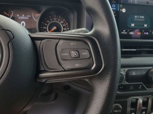 Certified 2025 Jeep Wrangler Sport AWD/4WD image 20