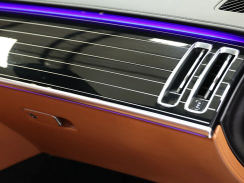 Used 2022 Mercedes-Benz S 500 4MATIC image 97