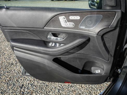 Certified 2020 Mercedes-Benz GLS 450 4MATIC image 19