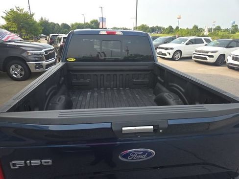 Used 2017 Ford F150 XLT w/ Equipment Group 302A Luxury AWD/4WD image 3