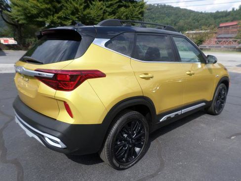 Used 2022 Kia Seltos Nightfall Edition AWD/4WD image 6