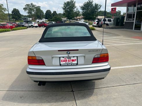 Used 1999 BMW 323i Convertible RWD image 6