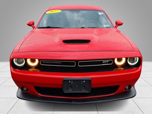 Used 2022 Dodge Challenger GT AWD/4WD image 3