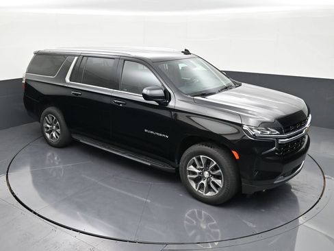 Used 2022 Chevrolet Suburban LS w/ Driver Alert Package RWD image 18