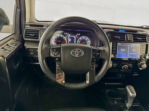 Used 2021 Toyota 4Runner TRD Off-Road Premium AWD/4WD image 23