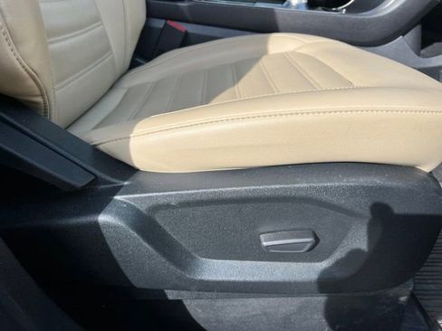 Used 2020 Ford Edge SEL w/ Convenience Package AWD/4WD image 12