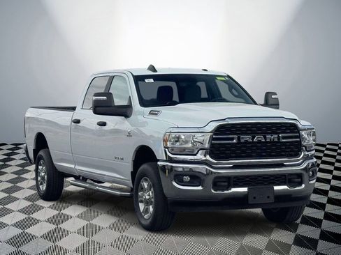 Used 2024 RAM 3500 Big Horn AWD/4WD image 4